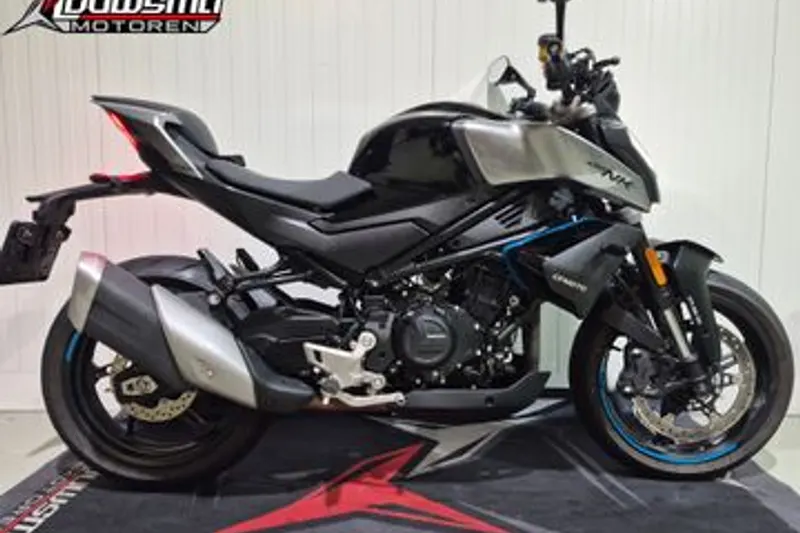 CFMoto 450NK (2025)
