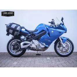 BMW F 800 ST (2008) — foto 1