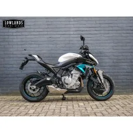 CFMoto 675 NK Glacier White aan verlanglijst (2026) — foto 1