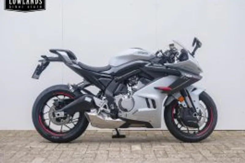 CFMoto 675SR-R (2026)