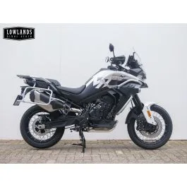 CFMoto 800 MT (2026) — foto 1