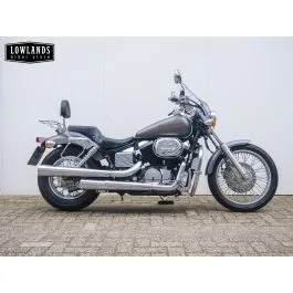Honda VT 750 Shadow (2002) — foto 1