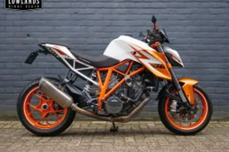 KTM Super Duke R 1290 (2016)