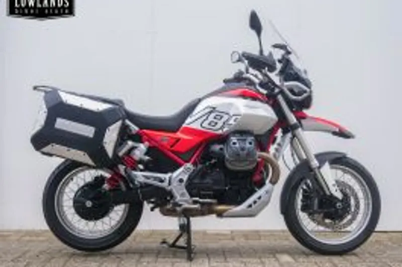 Moto Guzzi V85 TT (2024)