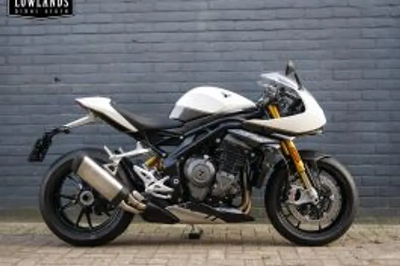 Triumph Speed Triple 1200 RR aan verlanglijst (2024)