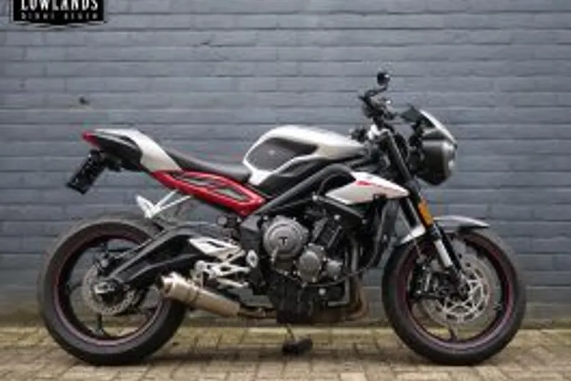 Triumph Street Triple R (2017)