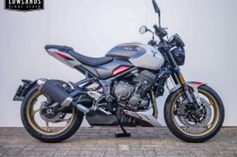 Triumph Trident 800 (2026)