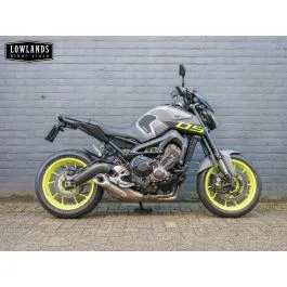 Yamaha MT-09 (2016) — foto 1