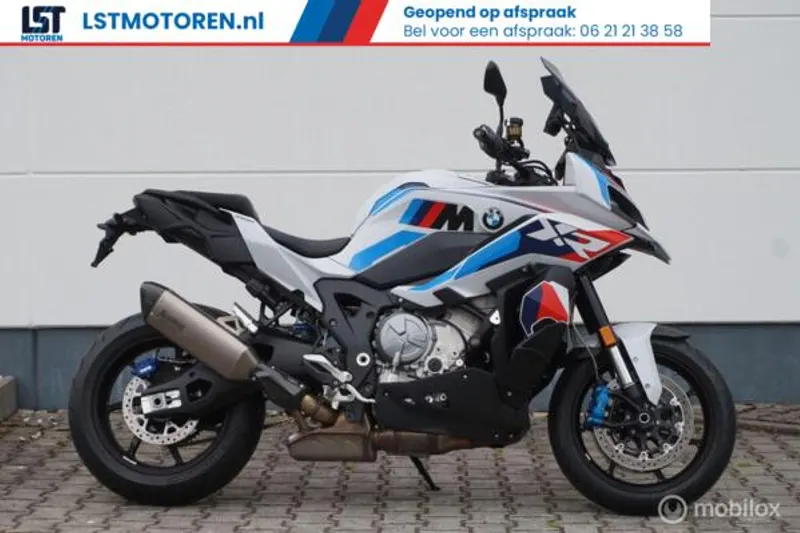 BMW M 1000 XR (2025)