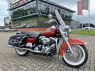 Harley-Davidson ROADKING CLASSIC (1999) — foto 1