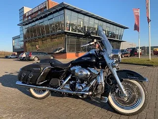 Harley-Davidson ROADKING CLASSIC (2000) — foto 1