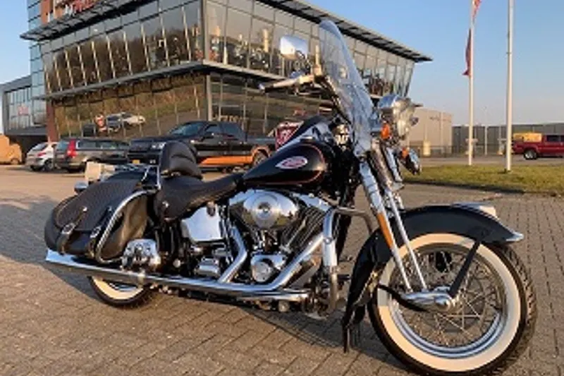 Harley-Davidson Softail Heritage Springer (2001)