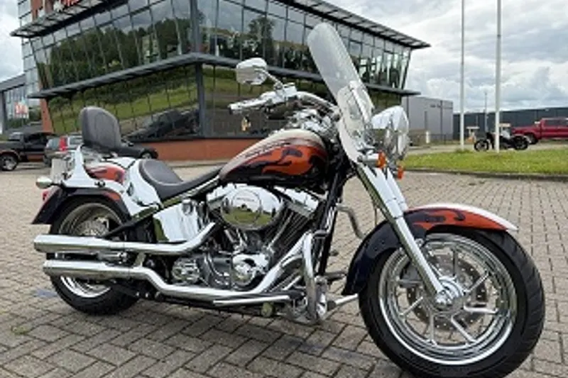 Harley-Davidson Softail FAT BOY (2006)