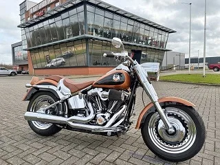 Peugeot FLSTF FATBOY SPECIAL ANNIVERSARY 105-TH FULL DRESSED (2008) — foto 1