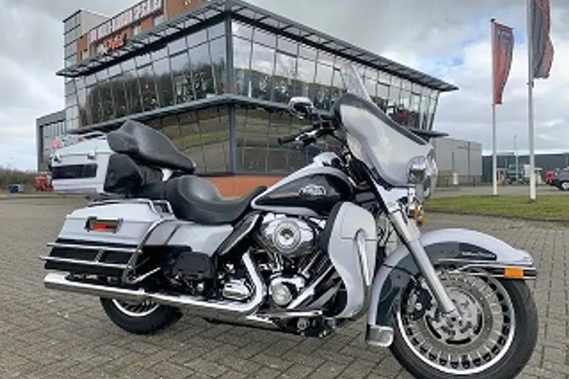 Harley-Davidson ULTRA ELECTRA (2010)