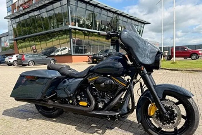 Harley-Davidson Street Glide Special (2012)
