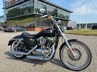 Harley-Davidson Sportster 1200 Custom (2012) — foto 1