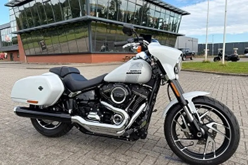 Harley-Davidson Softail (2021)