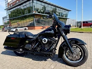 Harley-Davidson ROADKING ALL BLACK SPECIAL (0) — foto 1