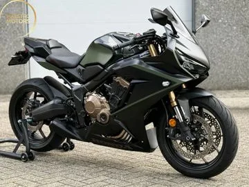 Honda CBR 650 R (2020) — foto 1