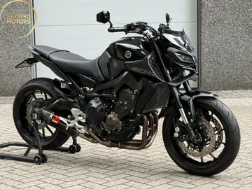 YAMAHA MT 09 ABS (2017) — foto 1