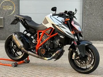 KTM 1290 SUPER DUKE R (2019) — foto 1