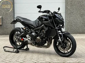 Yamaha MT-09 (2018) — foto 1