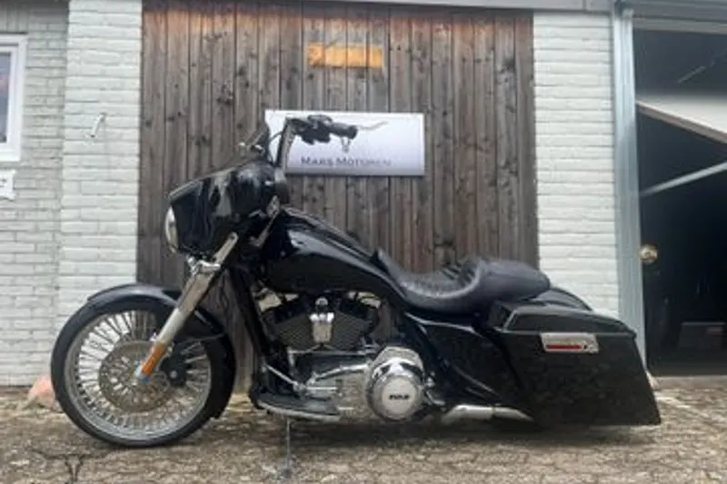 Harley-Davidson Street Glide (2013)