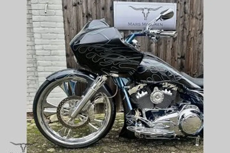 Harley-Davidson Road Glide (2011)