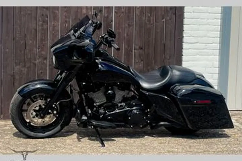 Harley-Davidson Street Glide (2017)