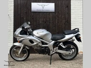 Suzuki SV650S (2002) — foto 1