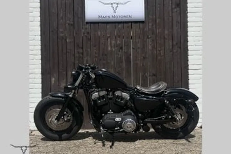 Forty Eight XL 1200 X Forty-eight (2011)