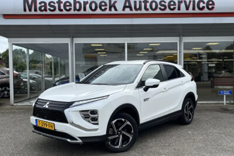 Mitsubishi Eclipse Cross (2022)