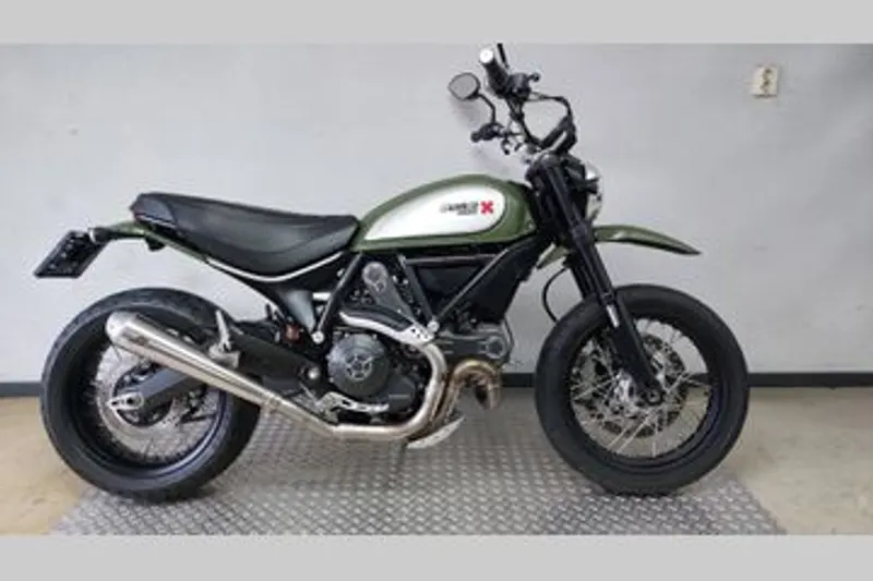 DUCATI SCRAMBLER URBAN ENDURO (2015)