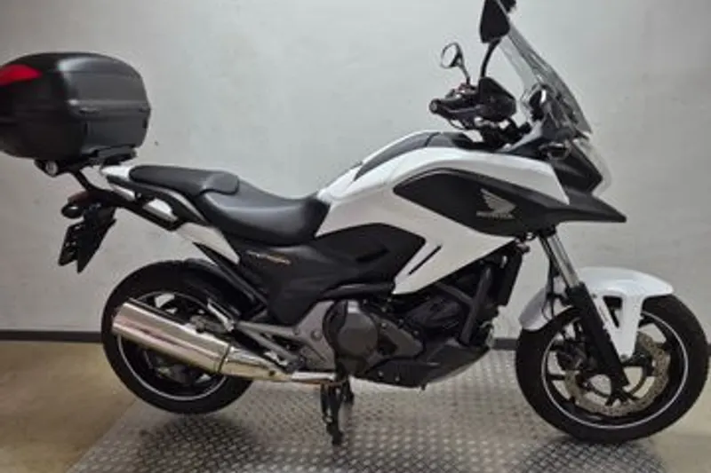 Honda NC 750 X DCT C-ABS (2015)