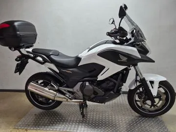 Honda NC 750 X DCT C-ABS (2015) — foto 1