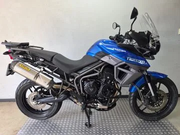 Triumph Tiger 800 XRX (2016) — foto 1