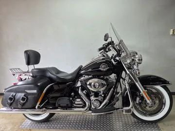 Harley-Davidson Road King Classic (2010) — foto 1