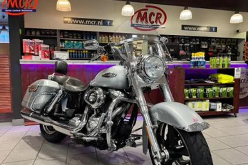 HARLEY-DAVIDSON SWITCHBACK FLD DYNA (2012)