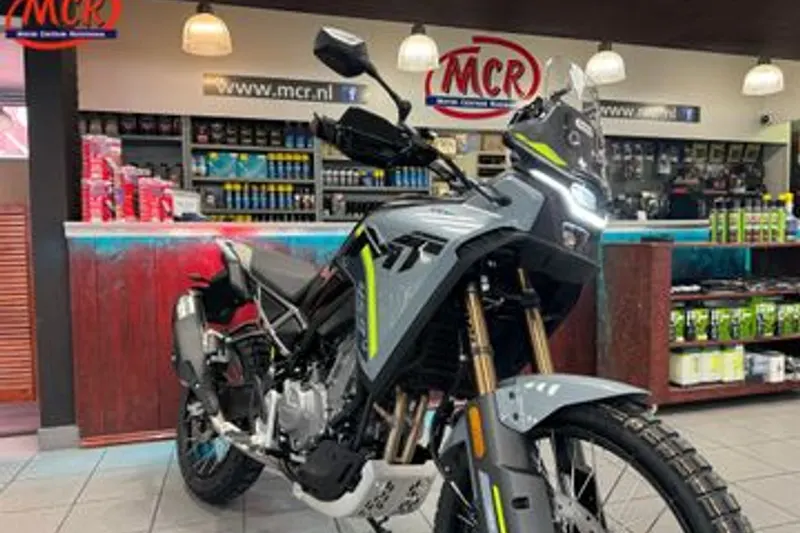 CFMOTO 450 MT (2024)