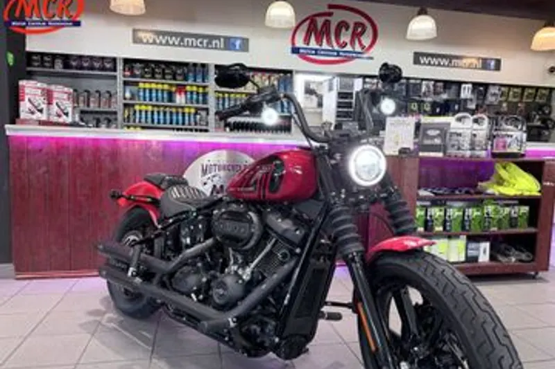 Harley-Davidson Street Bob (2022)