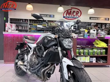 Yamaha MT-07 (2014) — foto 1