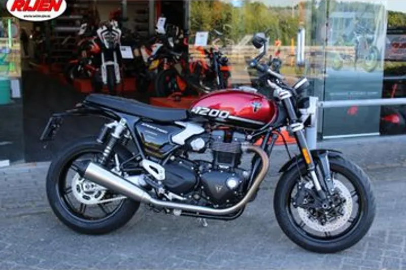 Triumph Speed Twin 1200 (2025)
