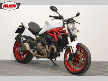 DUCATI MONSTER 821 (2016) — foto 1