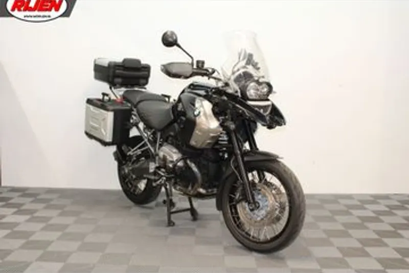 BMW R 1200 GS Triple Black Edition (2012)