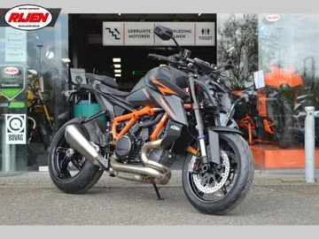 KTM Super Duke 1390 (2026) — foto 1