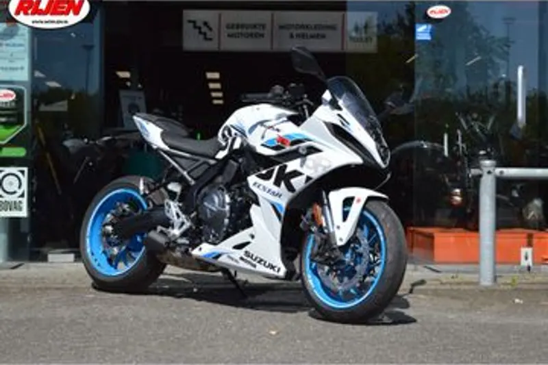 Suzuki GSX-8R (2026)