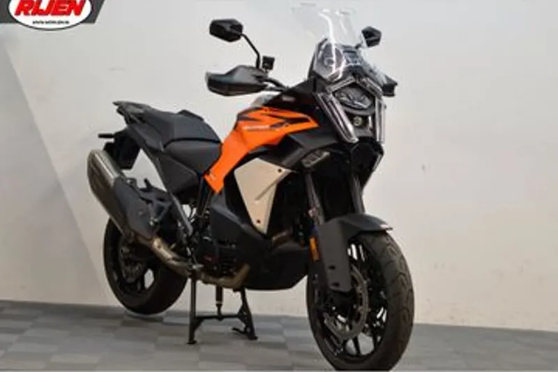 KTM 1390 Super Adventure S EVO (2026)
