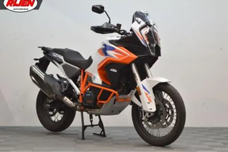 KTM 1290 Super Adventure (2025)