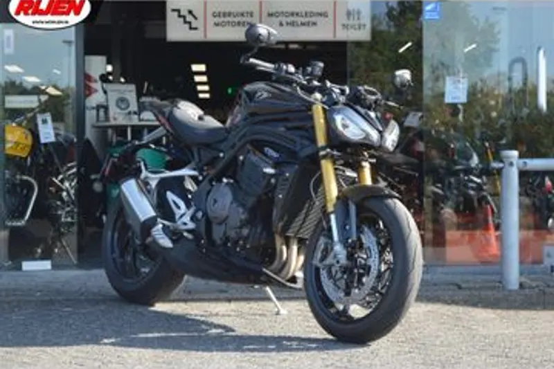 Triumph Speed Triple 1200 RS (2025)